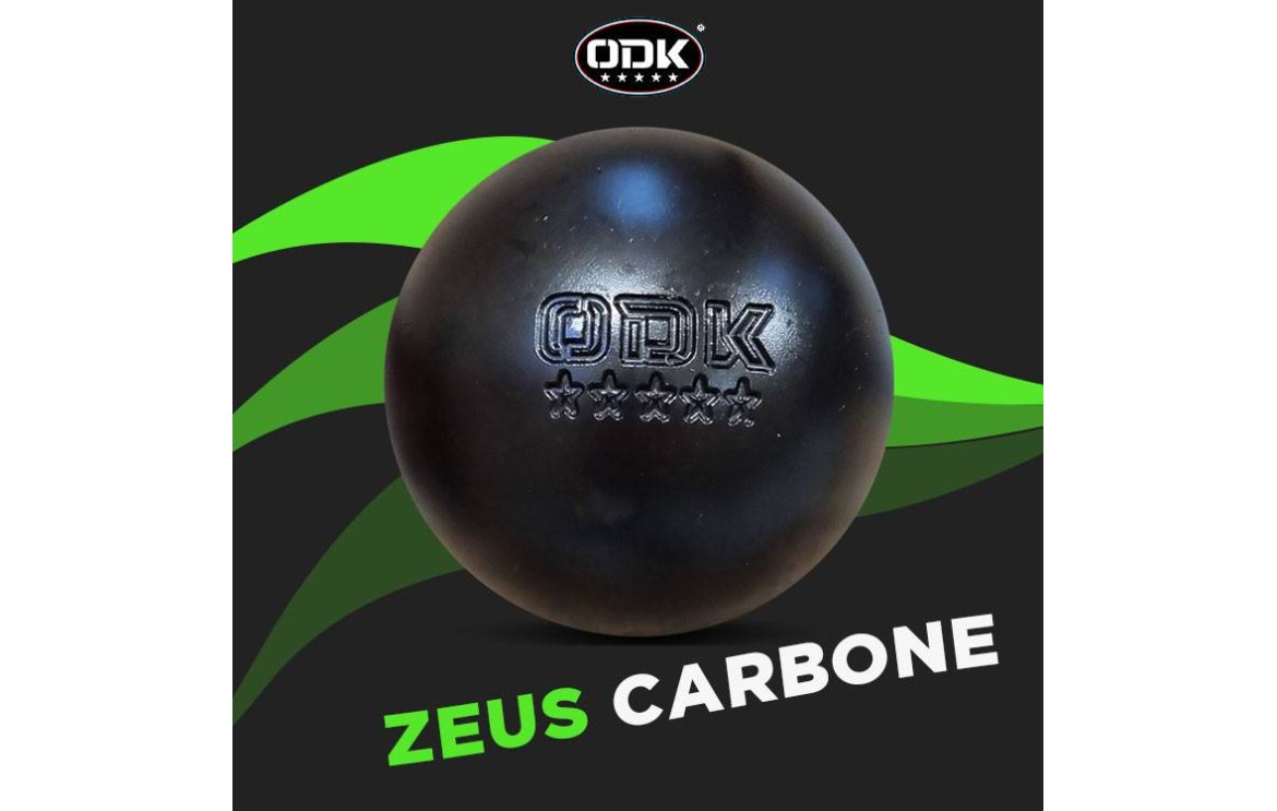 La boule de pétanque Oddeka Zeus Carbone